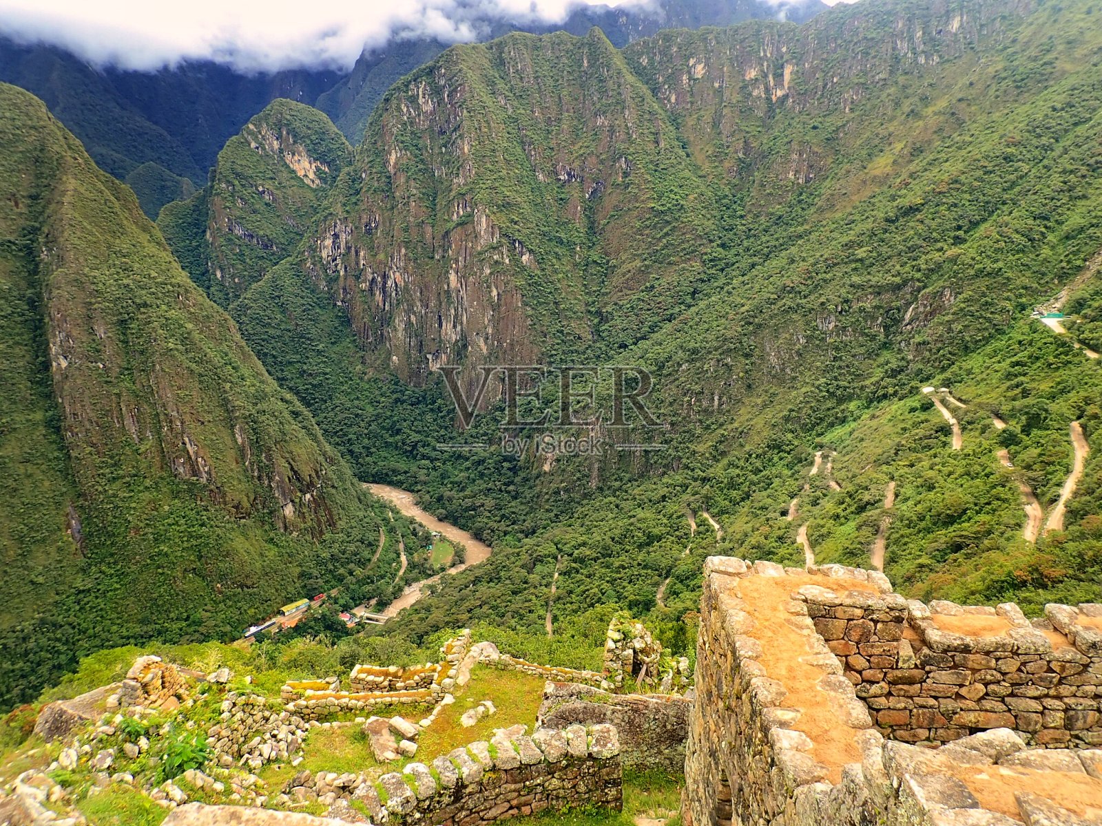 亚洲avv,岳和我厨房做爽死我了A片视频,一区二区三区不卡